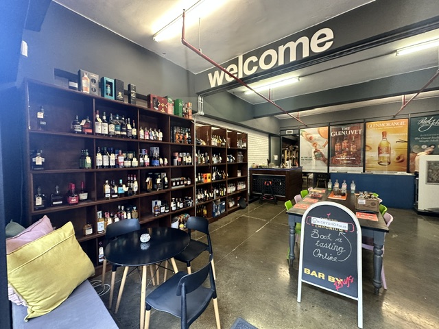 To Let Commercial Property for Rent in Woodstock Western Cape
